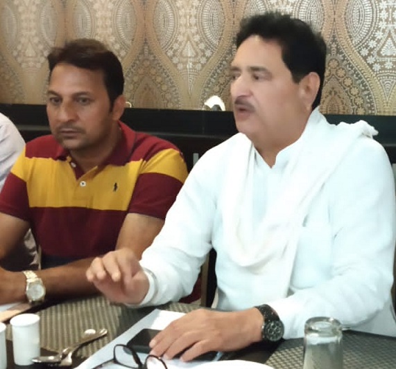 कंगना रनौत द्वारा किसानों और देश की सुरक्षा में तैनात जवानों के लिए अपशब्दों का प्रयोग और दुर्व्यवहार बर्दाश्त नहीं किया जाएगा - अखिल भारतीय जाट महासभा